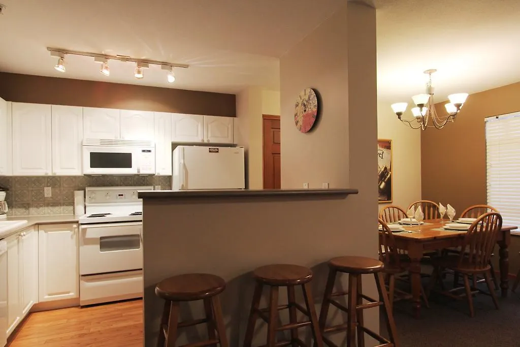 Sunpath Condos By Whistler Retreats 0*,  Canada